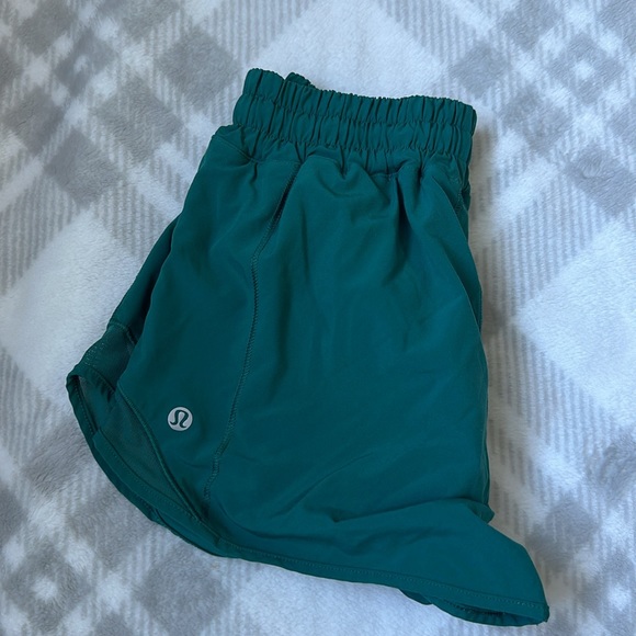 lululemon athletica Pants - Lululemon Hotty Hot Shorts 4” Teal Lagoon